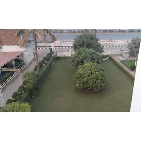 Hotel Sangam, Varanasi Luaran gambar